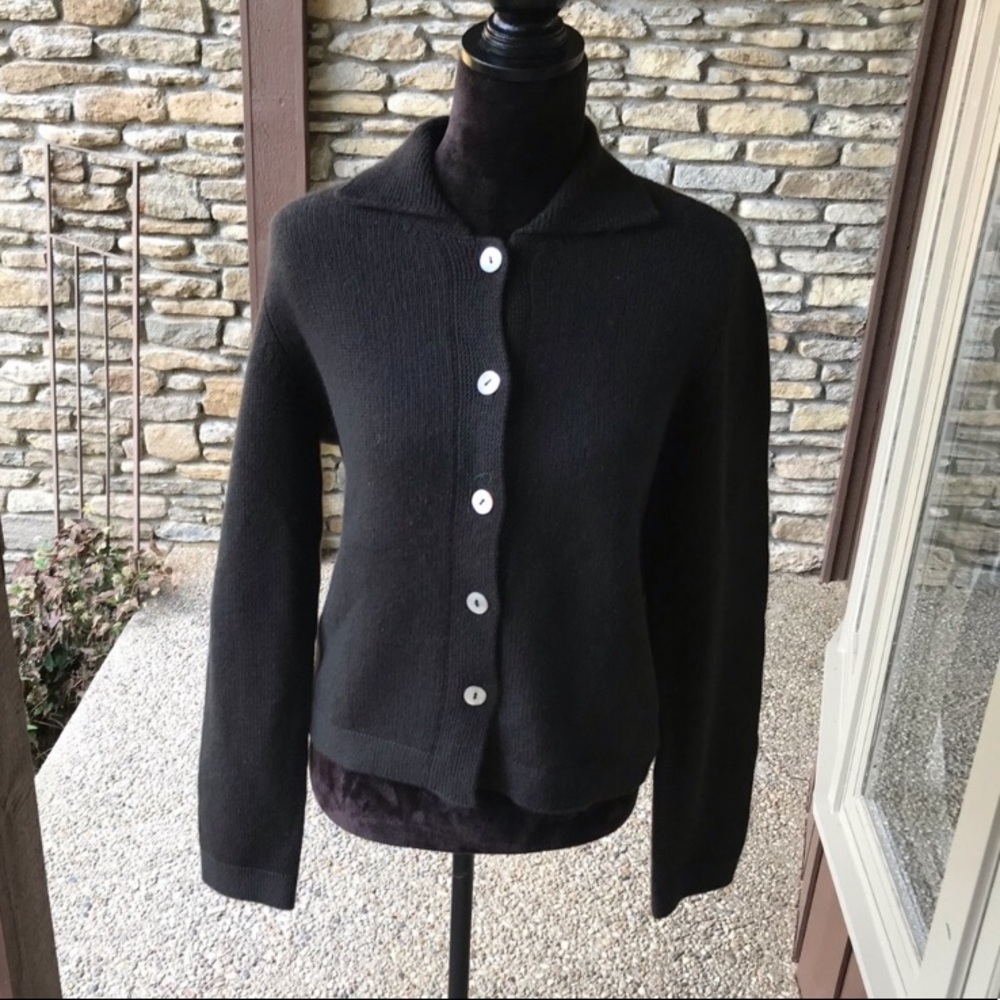 Neiman Marcus Grey Cashmere Sweater